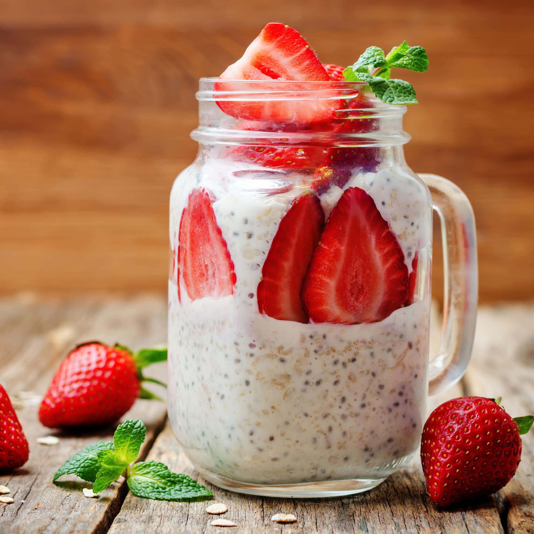 Vanilla Strawberry Overnight Oats