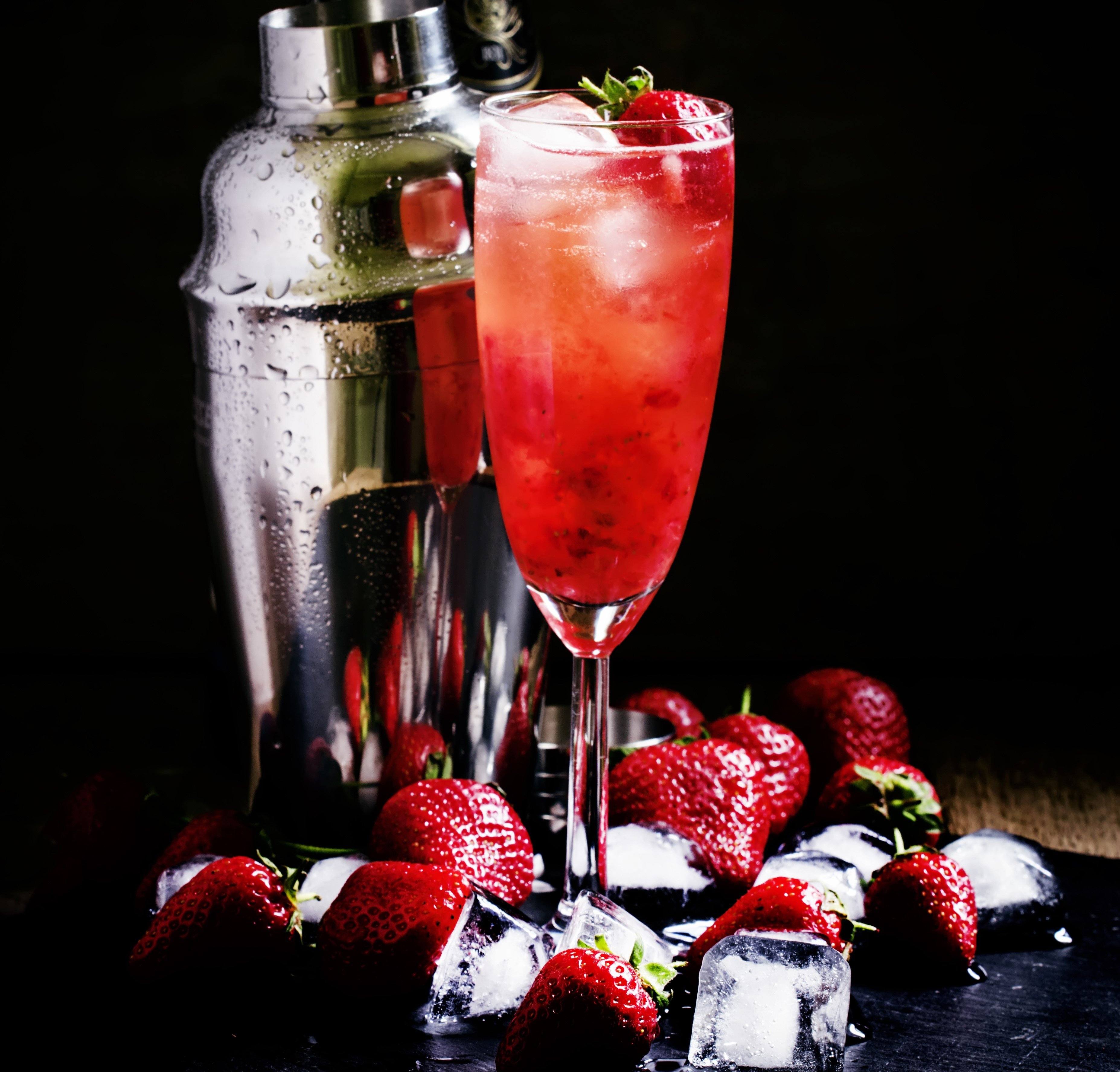 Strawberry Rose Champagne